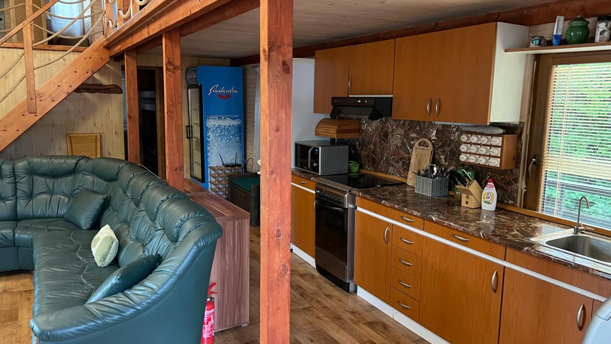 Houseboat - Beacon Of Happiness Hotel Bratislava Exterior photo